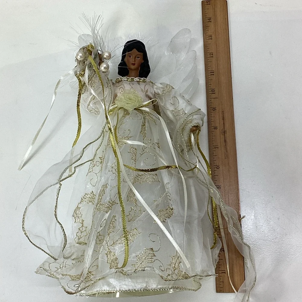 Graceful White and Gold African-American Angel Topper